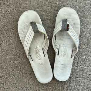Women’s Sz 9 White Rainbow Leather Flip Flops